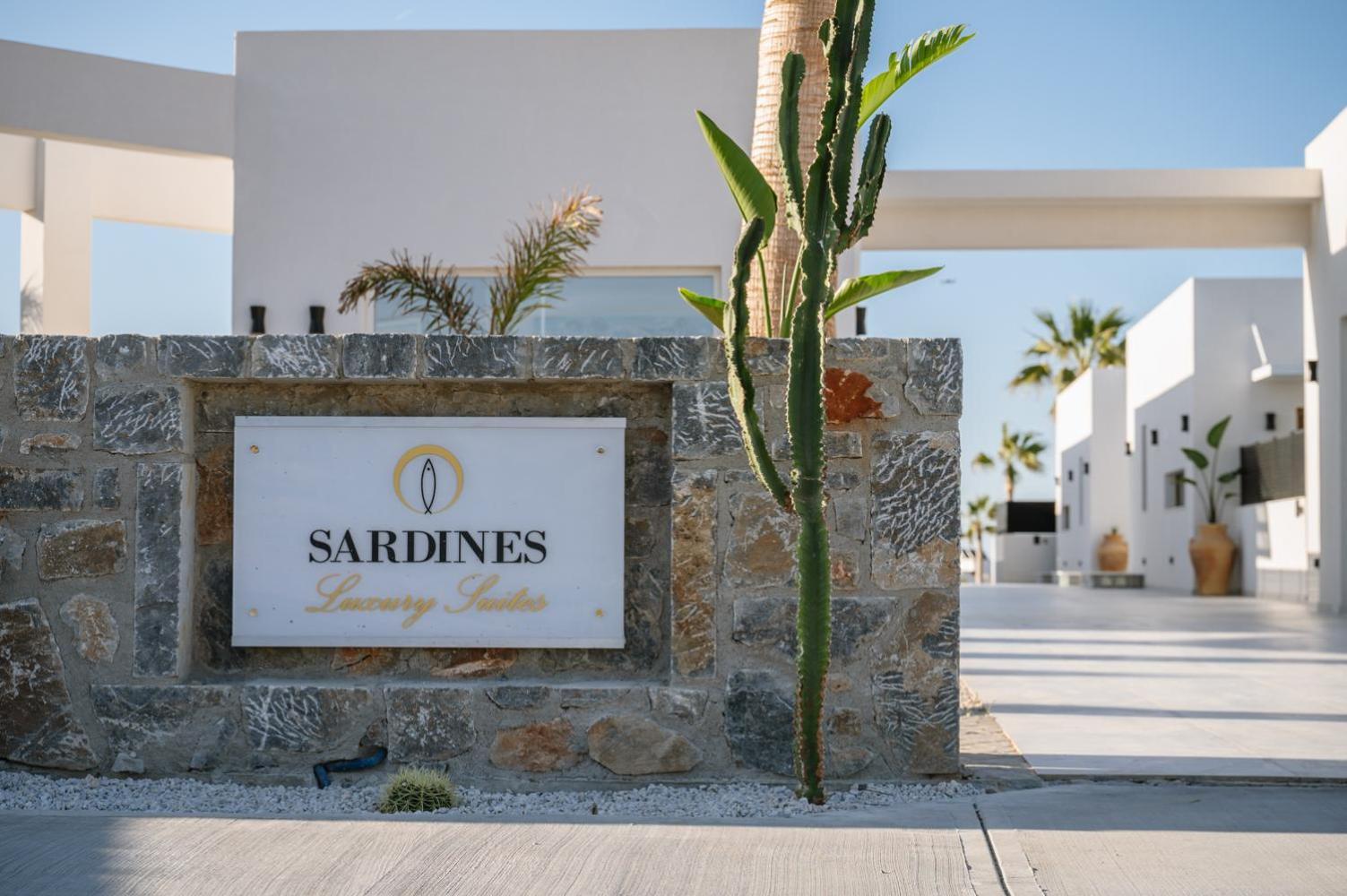 Sardines Luxury Suites Херсонісос Екстер'єр фото