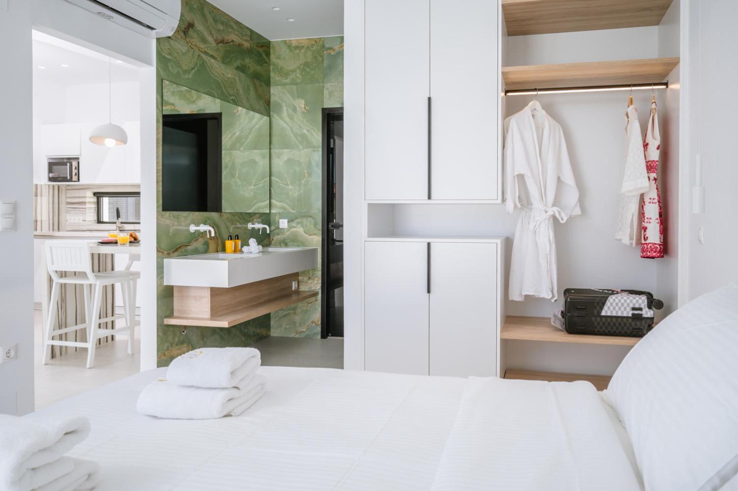 Sardines Luxury Suites Херсонісос Екстер'єр фото