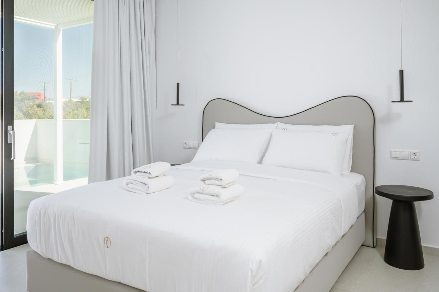 Sardines Luxury Suites Херсонісос Екстер'єр фото