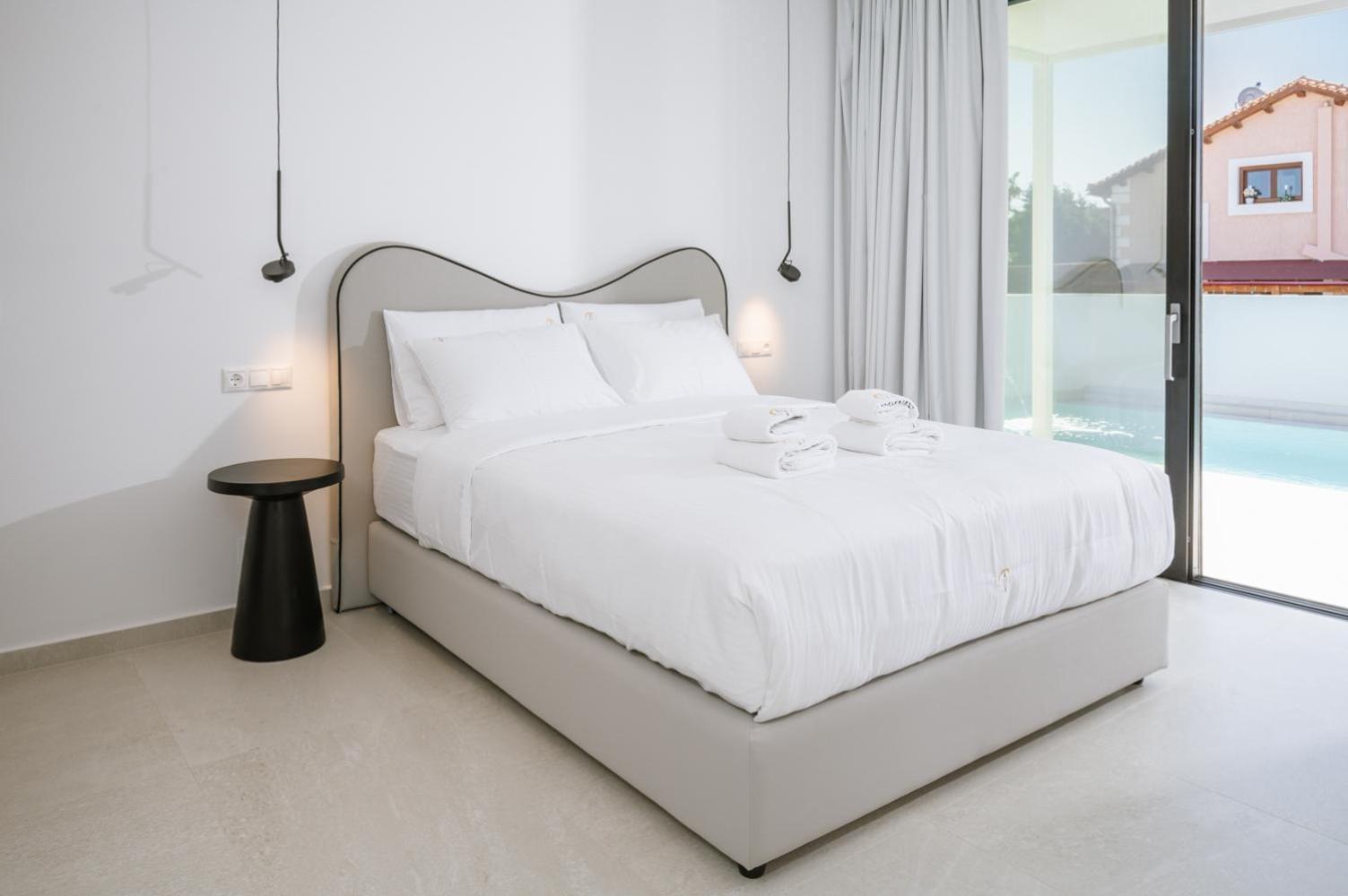 Sardines Luxury Suites Херсонісос Екстер'єр фото